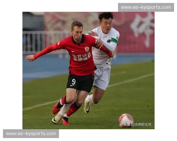 冰雪之约，绿茵飞扬：长春亚泰与石家庄永昌的绿茵对决前瞻